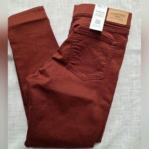 Levis , Womens, Tummy Control, Skinny Pull‎ On, Sz 8S, Comfortable